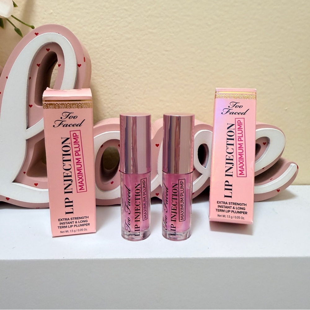 Too Faced Lip Injection LOT!